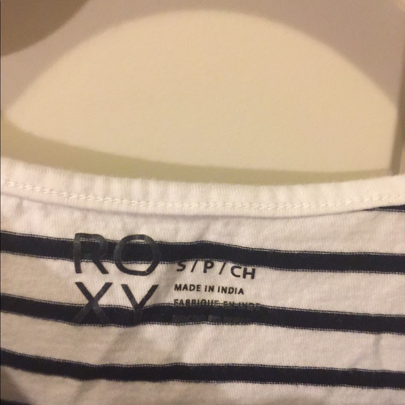 3 for $25 Roxy embroidered t shirt - Picture 3 of 4